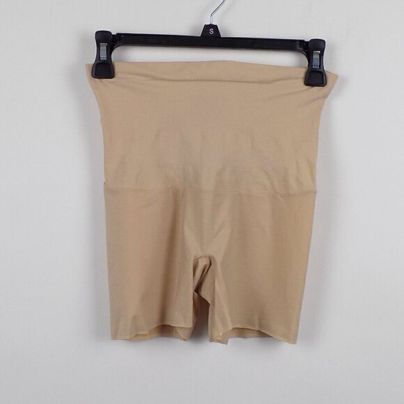Spanx Mid-Thigh Shaping Shorts Size XL Nude Pull On Wide Waistband New - Picture 2 of 4